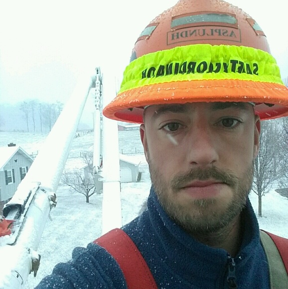 Meet your Posher, Travis - Picture 1 of 1